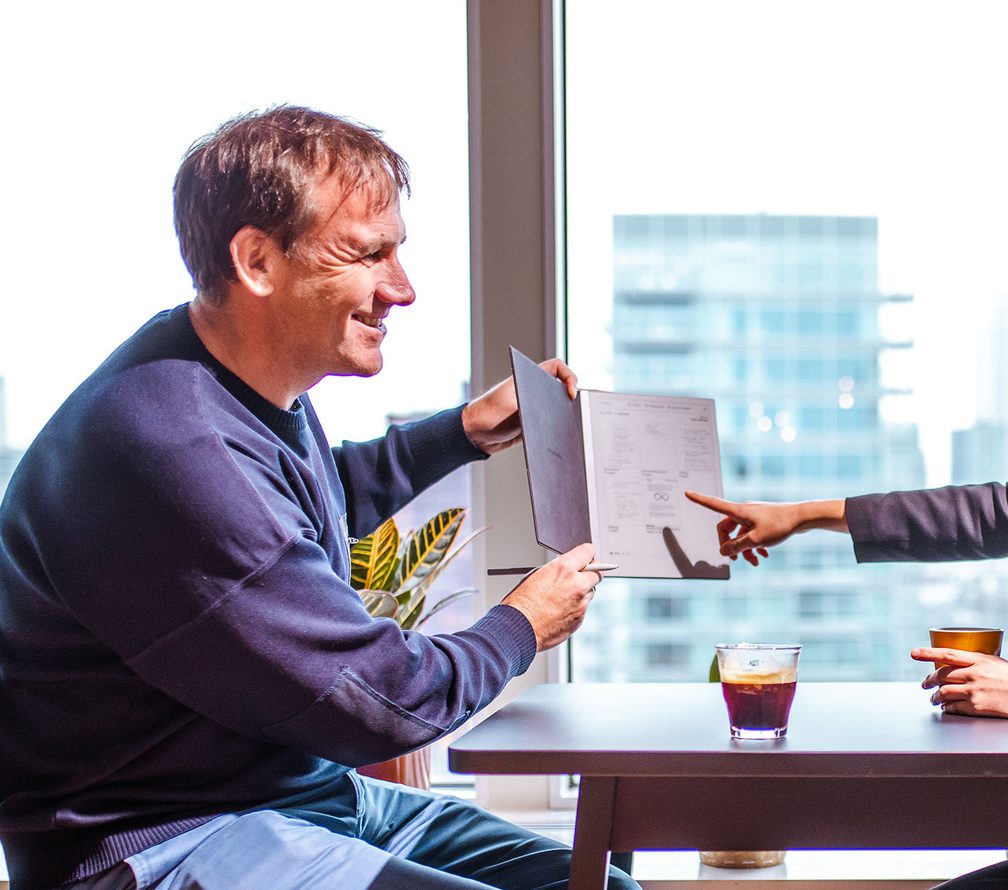 Jean Pierre met boekje